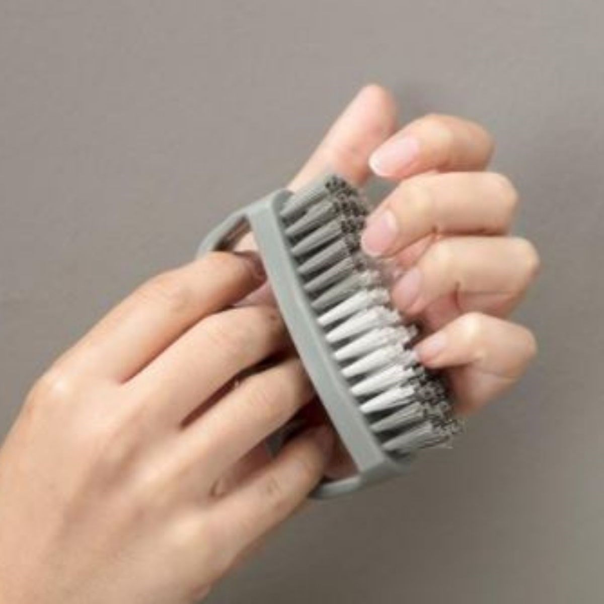 Tutamaçlı Plastik Pratik Tırnak ve Kıyafet Yaka Temizlik Fırçası- TP-113 (5538) 2