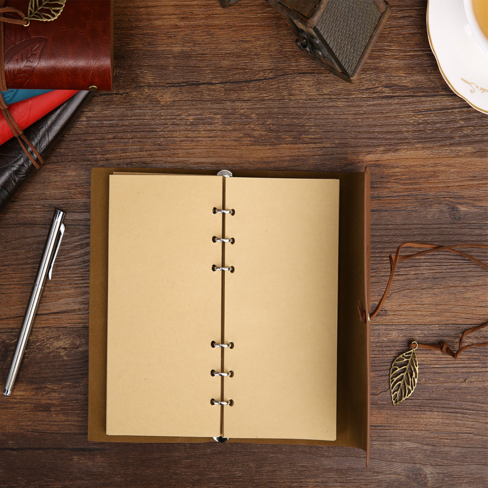 Deri Yaprak Desenli Çizgisiz Defter 3