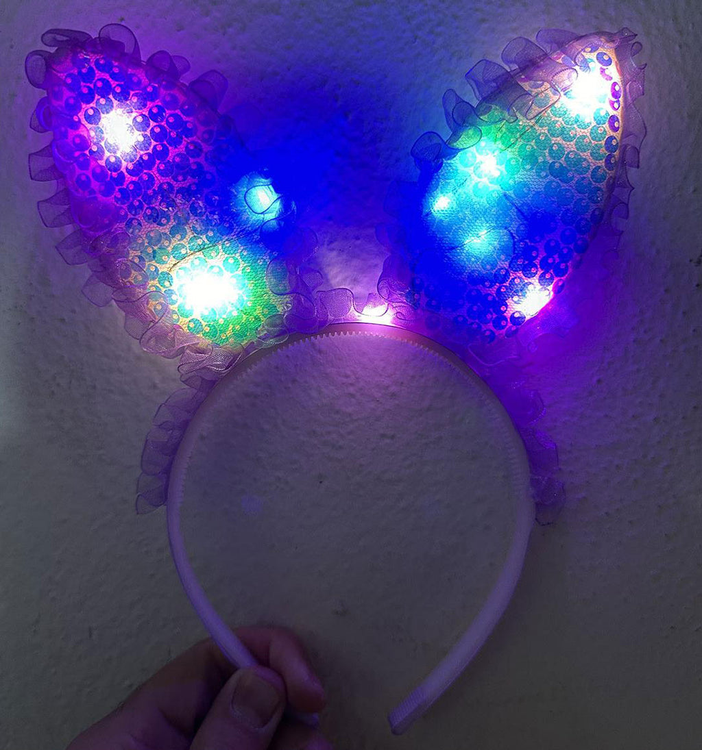 Kenarları Dantelli Fuşya Pullu Payetli Led Işıklı Tavşan Kulak Taç 23x19 cm 1