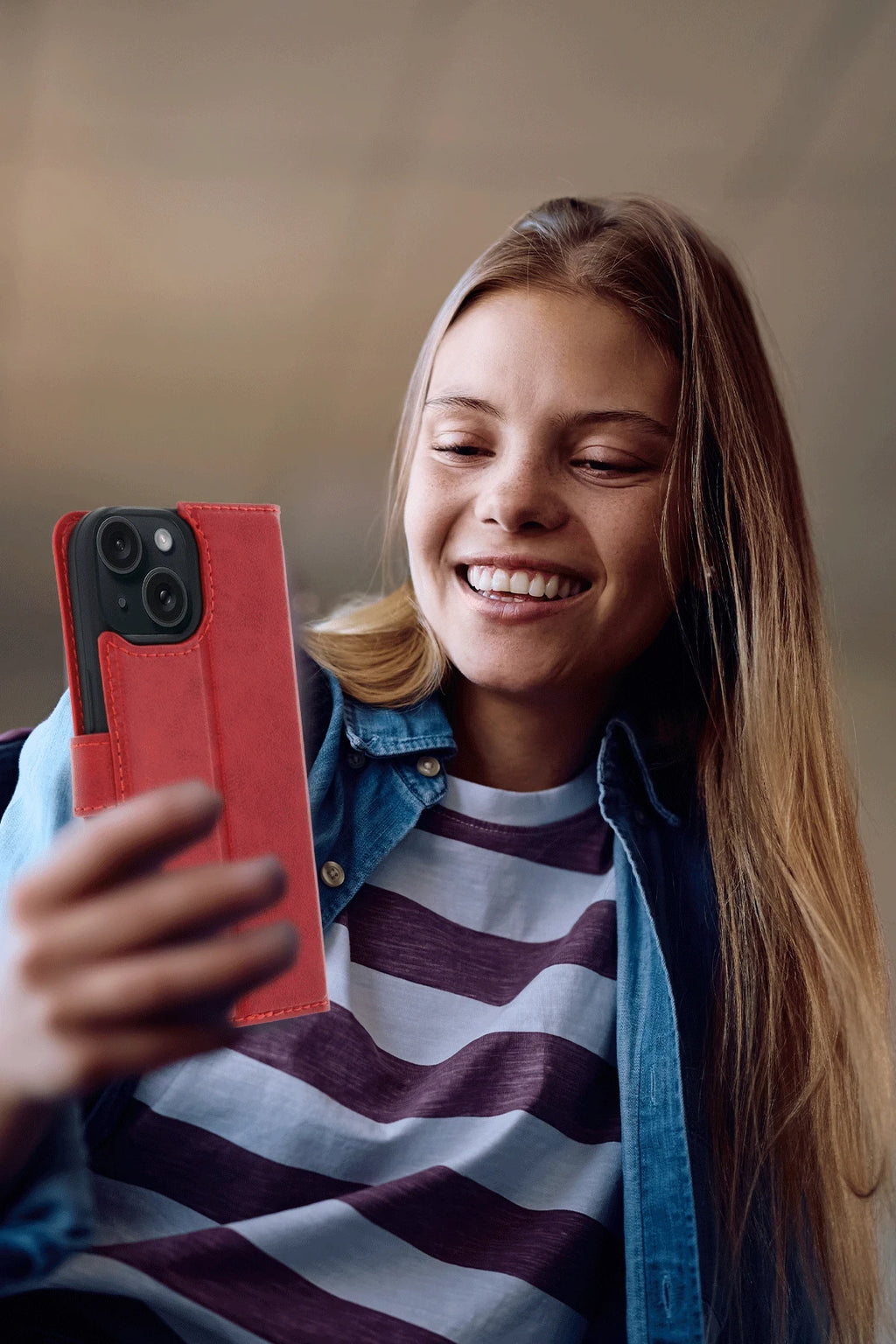 nebaktın Apple iPhone 15 Trend S Plus Kapaklı Kılıf - Taba 3