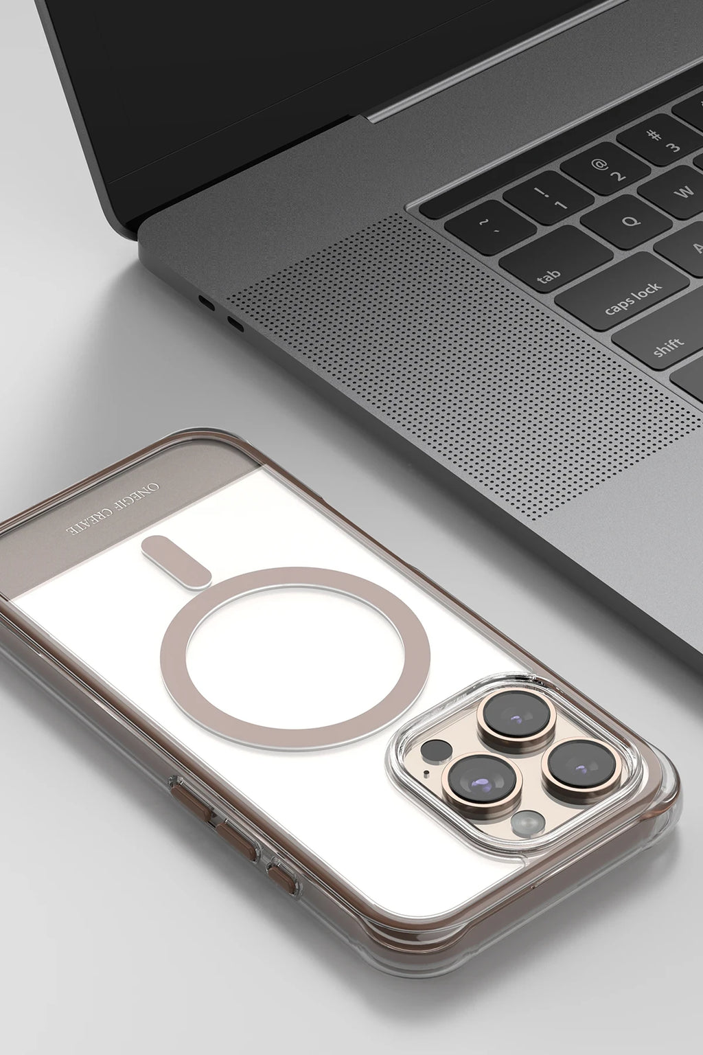 Onegif Apple iPhone 16 Pro Hulk Magsafe Kapak - Siyah 2
