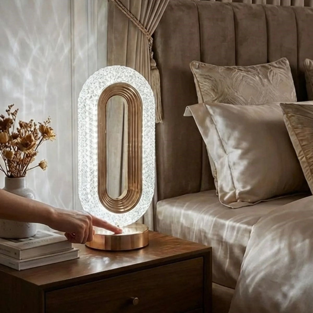 Oval Şeklinde Kristal LED Masa Lambası – Dokunmatik, 3 Renk Işık Modlu, Şarjlı Dekoratif Gece Lambası (5538) 4