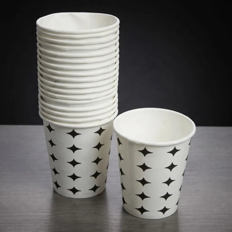 Siyah Yıldız Desenli Karton Bardak - 7 Oz - 50'li Paket 1